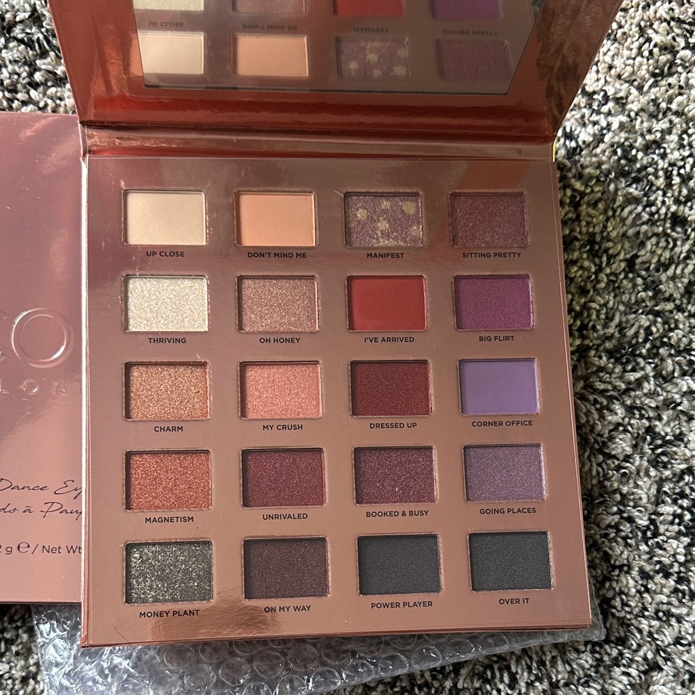 ICONIC London Deck to Dance Palette - Brown - Picture 2 of 2